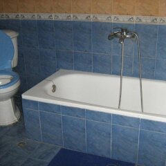 Отель Guestrooms Roos Велико Тырново ванная