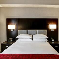 Отель DoubleTree by Hilton Hotel Toronto Downtown Канада, Торонто - отзывы, цены и фото номеров - забронировать отель DoubleTree by Hilton Hotel Toronto Downtown онлайн комната для гостей