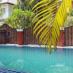 Отель Baan Kanittha - 4 Bedrooms Garden Villa бассейн