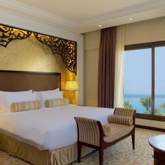 Отель Marjan Island Resort & Spa Managed by AccorHotels 5* Улучшенный люкс с различными типами кроватей
