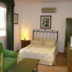 Отель Apartamentos La Fonda комната для гостей фото 3