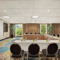Отель Hampton Inn and Suites by Hilton, Downtown Vancouver Канада, Ванкувер - отзывы, цены и фото номеров - забронировать отель Hampton Inn and Suites by Hilton, Downtown Vancouver онлайн помещение для мероприятий фото 2