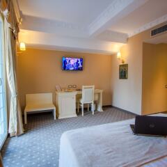 Отель Lot Boutique Hotel Албания, Тирана - отзывы, цены и фото номеров - забронировать отель Lot Boutique Hotel онлайн удобства в номере фото 2