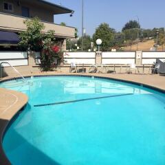 Отель Good Nite Inn West Los Angeles-Century City спортивное сооружение