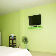 Barberry at Koh Larn Hotel удобства в номере