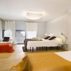 Отель Gracia Pool Flats Испания, Барселона - отзывы, цены и фото номеров - забронировать отель Gracia Pool Flats онлайн комната для гостей фото 3