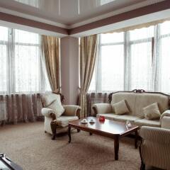 Albatros Hotel Бишкек комната для гостей фото 4