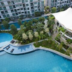 Отель Dusit Grand Park by GrandisVillas Паттайя бассейн