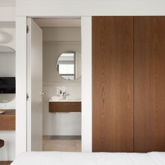 Отель Urban Stripes Греция, Афины - отзывы, цены и фото номеров - забронировать отель Urban Stripes онлайн удобства в номере фото 2
