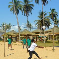 Отель Elmina Bay Resort спортивное сооружение