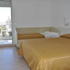 Hotel Plaza комната для гостей фото 5