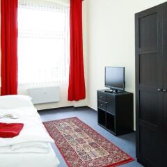 Отель Berliner City Pension Uhlandstrasse Берлин комната для гостей фото 4