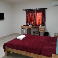 Atlantis Beach Hotel in Monrovia, Liberia from 170$, photos, reviews - zenhotels.com guestroom photo 2