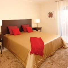 Апартаменты Amendoeira Golf Resort - Apartments and villas комната для гостей фото 4