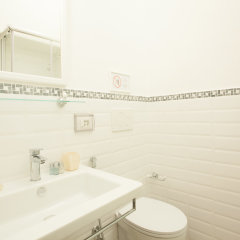 Innsiderome in Rome, Italy from 276$, photos, reviews - zenhotels.com bathroom photo 3
