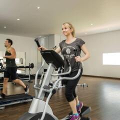 Отель Maalu Maalu Resort & Spa фитнесс-зал