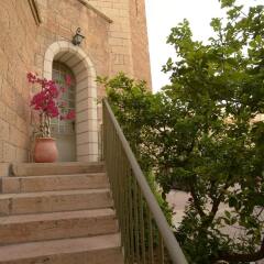 St. Georges Cathedral Pilgrim Guesthouse in Jerusalem, Israel from 149$, photos, reviews - zenhotels.com balcony