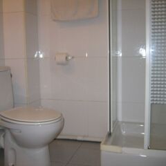 Отель Hostal Elkano Барселона ванная фото 2