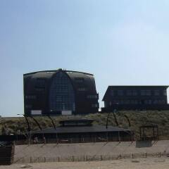 Poort Beach Hotel Apartments Bloemendaal пляж фото 2