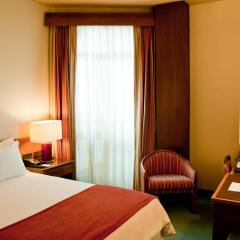Hotel Dom Henrique Downtown комната для гостей фото 2