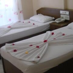 Marsyas Hotel сейф в номере