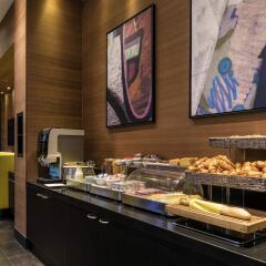 Отель Hipark by Adagio Paris La Villette питание