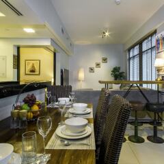 Отель Maison Privee - The Lofts питание