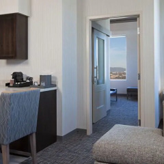 H Hotel Los Angeles, Curio Collection by Hilton в номере