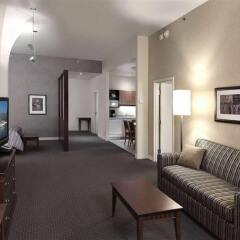 Отель Le Square Phillips Hotel And Suites Канада, Монреаль - отзывы, цены и фото номеров - забронировать отель Le Square Phillips Hotel And Suites онлайн комната для гостей фото 4