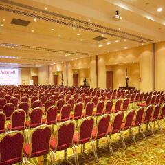 Paris Marriott Charles de Gaulle Airport Hotel с домашними животными