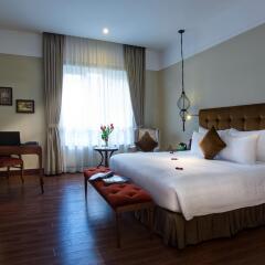 Hanoi La Siesta Hotel & Spa комната для гостей