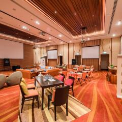 Отель Renaissance Phuket Resort & Spa развлечения