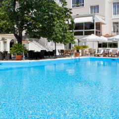 Отель Theoxenia Residence бассейн