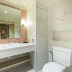 Отель The Sea Cret Hua Hin ванная фото 2