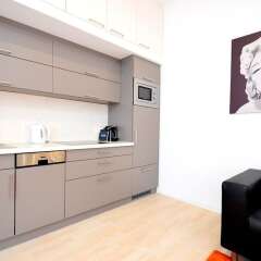 Апартаменты Vienna Residence Lovely Apartment With Space for 2 Close to the Subway Вена в номере