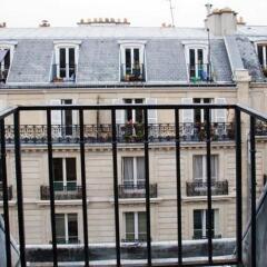 Отель Hôtel Sophie Germain балкон