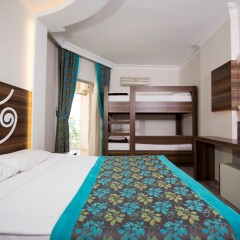 Kleopatra Blue Hawaii Hotel детские мероприятия