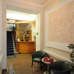 Отель Alton Hotel Чехия, Прага - 12 отзывов об отеле, цены и фото номеров - забронировать отель Alton Hotel онлайн гостиничный бар