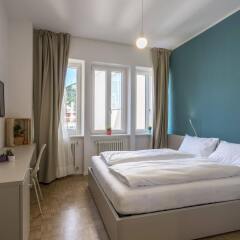 Отель Capitol Rooms Больцано сейф в номере