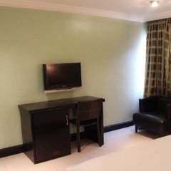 Отель The Hedge Suites Нигерия, Лагос - отзывы, цены и фото номеров - забронировать отель The Hedge Suites онлайн удобства в номере фото 2