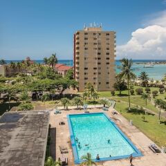Апартаменты Turtle Towers Apartments бассейн фото 2