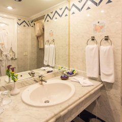 Отель Desert Rose Resort Египет, Хургада - 11 отзывов об отеле, цены и фото номеров - забронировать отель Desert Rose Resort онлайн ванная