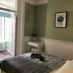 Апартаменты 1 Bedroom Apartment In Brighton комната для гостей