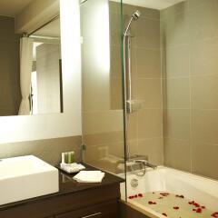 Отель Sukhumvit Suites ванная фото 2