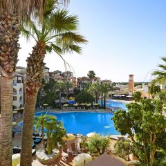 Отель Four Seasons Vilamoura бассейн