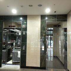 Galaxy Hotel фитнесс-зал