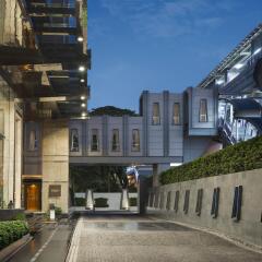 Отель The St. Regis Bangkok городской автобус