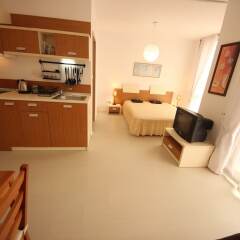 Апартаменты Menada Rainbow Apartments Солнечный берег в номере фото 4