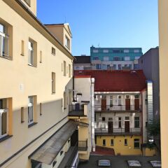 Апартаменты Angel City Apartments балкон