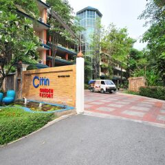 Отель Gazebo Resort Pattaya парковка